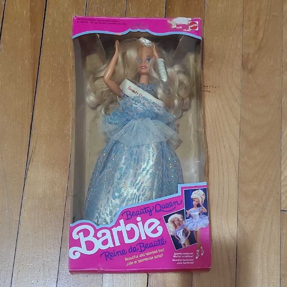 Vintage 1991 Barbie Beauty Queen